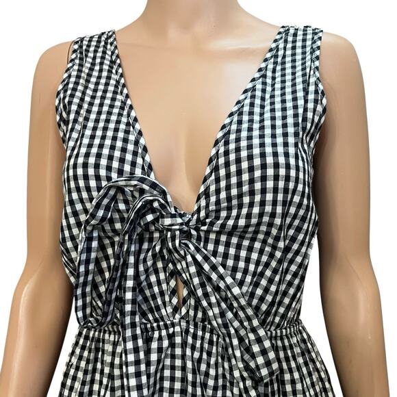 Fashion Nova Gingham Romper Medium Tied Front Ruffle Hem Cutout Cottage Coquette - Picture 2 of 7
